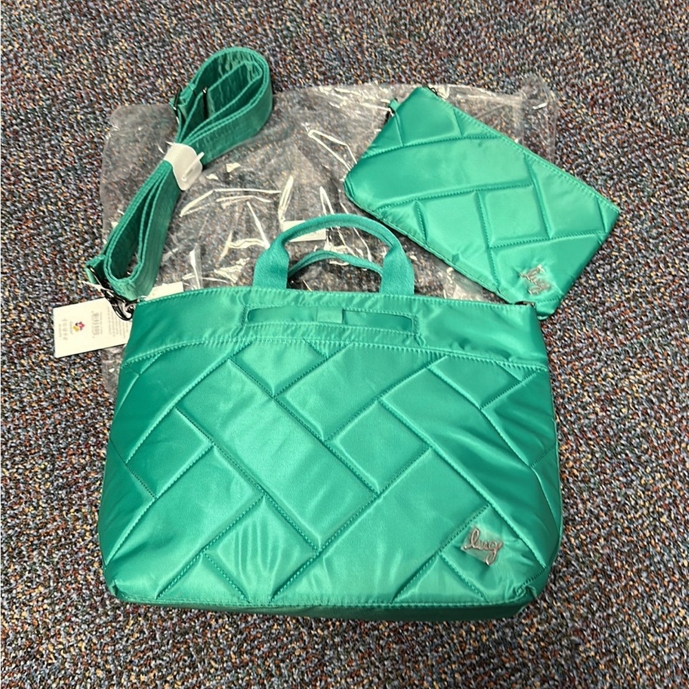 Lug tenor Kelly green with free pen